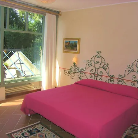 Sleeps 4 Wifi