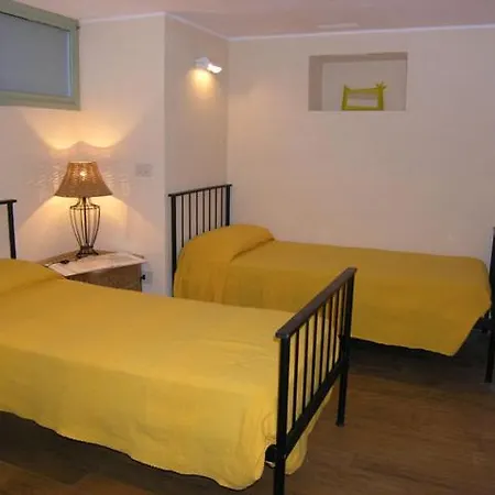 Sleeps 4 Wifi Appartement Pallanza